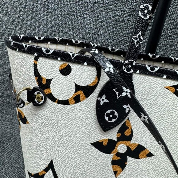 100% Authentic Louis Vuitton Neverfull W/Pouch Leather Tote Bag - Picture 3 of 16